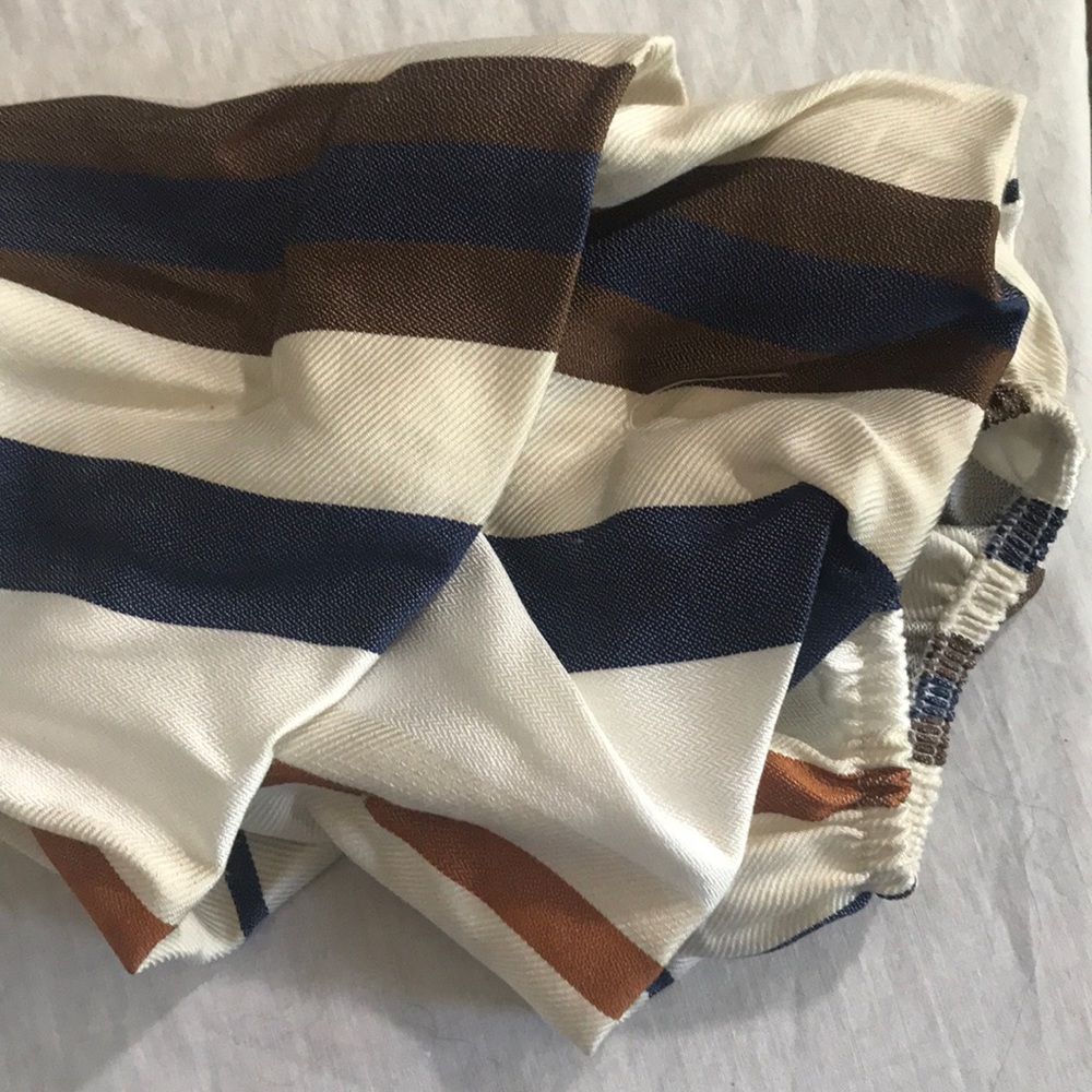 “ITALIAN” VINTAGE  Designer Wrap Blouse fab sleeves. - Picture 10 of 14